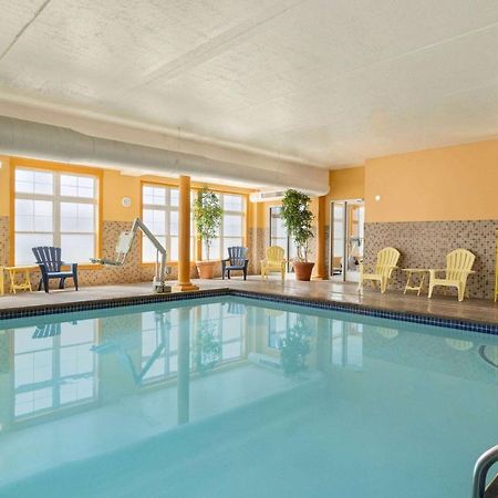Days Inn By Wyndham Airport/Maine Mall South Portland Kültér fotó