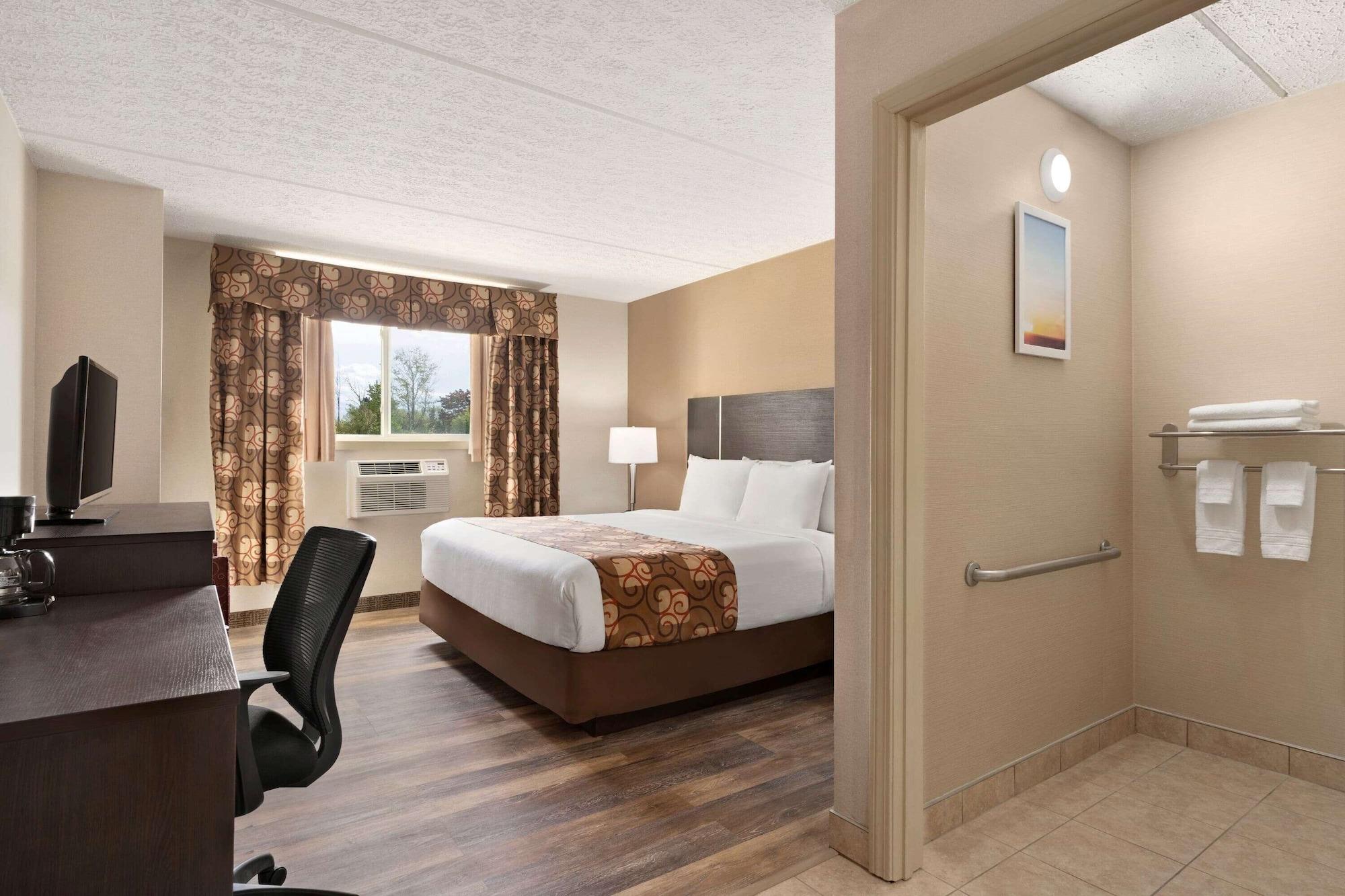 Days Inn By Wyndham Airport/Maine Mall South Portland Kültér fotó